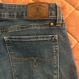 Lucky Brand raw edge crapped jeans